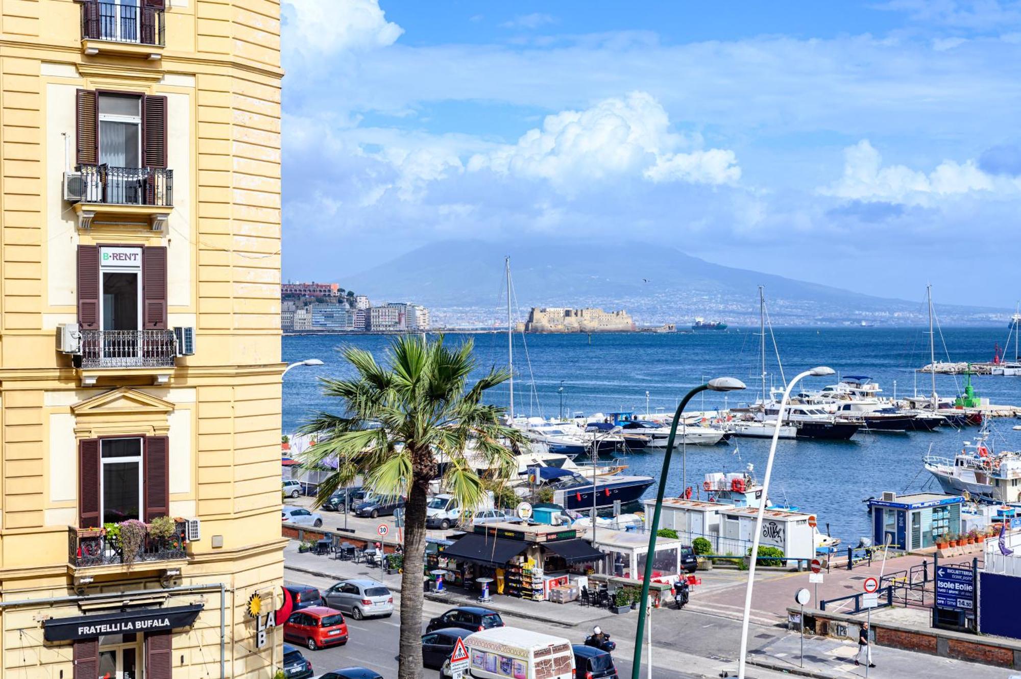 Marina Rooms Napoli Esterno foto