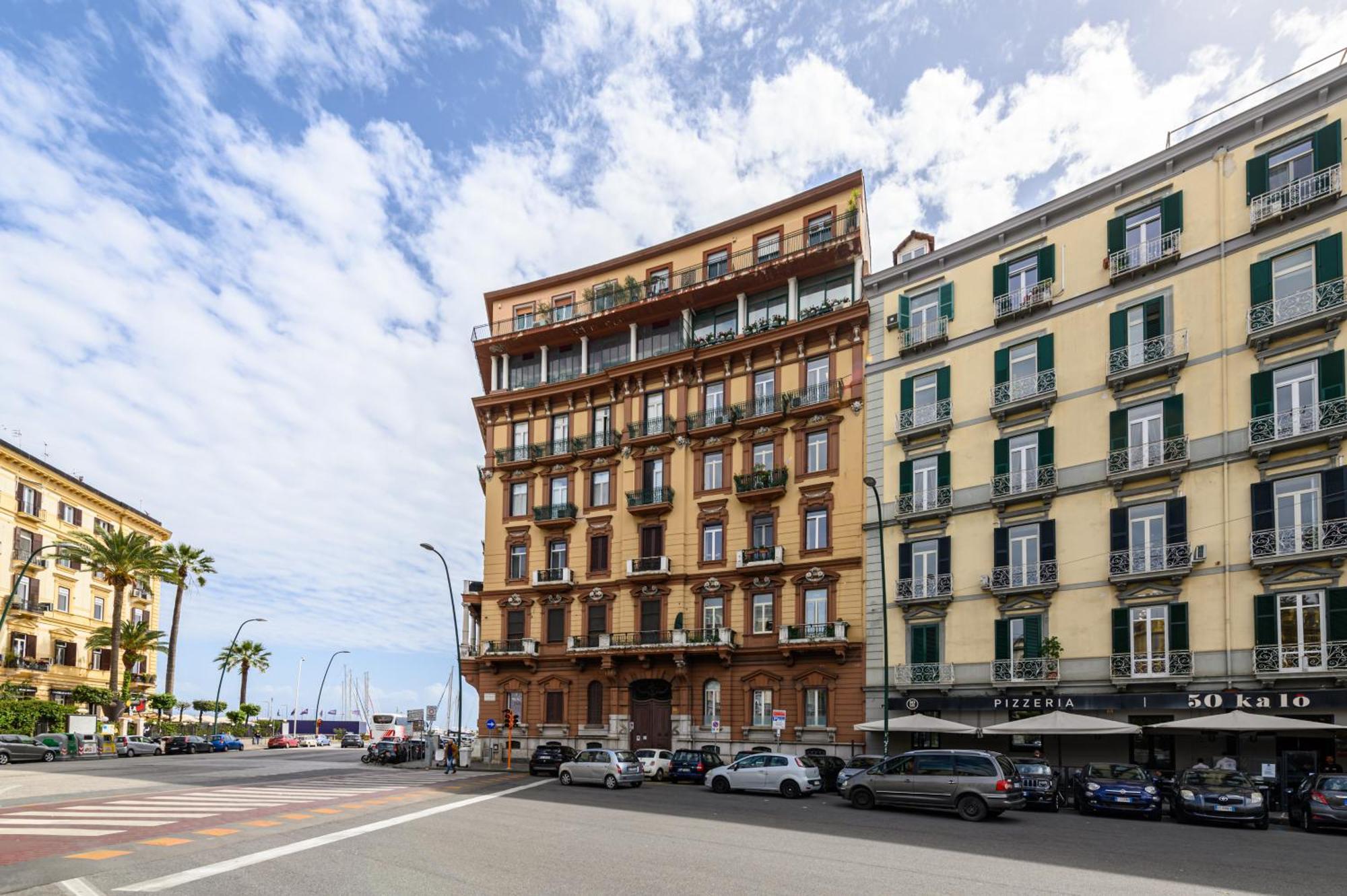 Marina Rooms Napoli Esterno foto