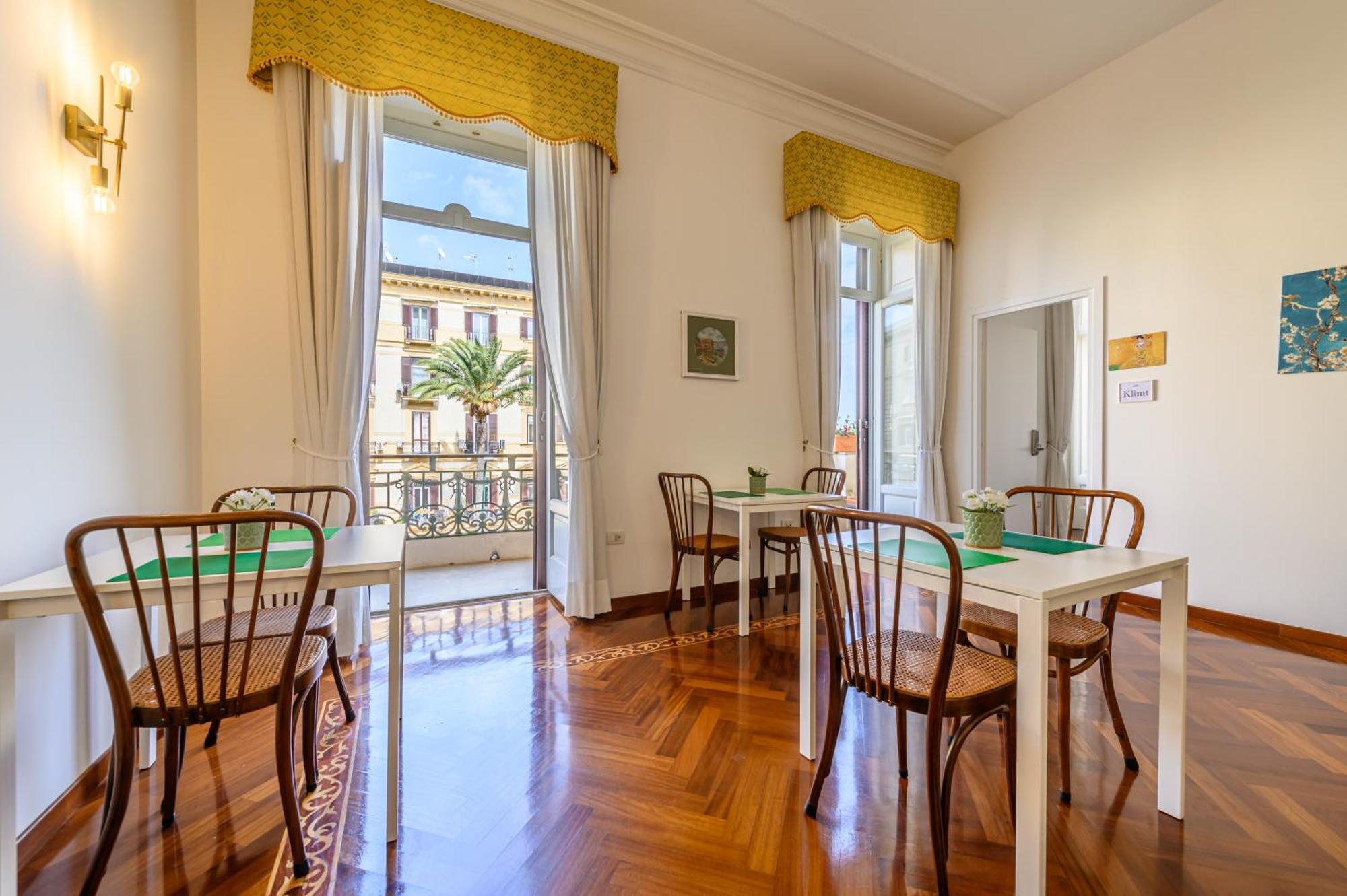 Marina Rooms Napoli Esterno foto