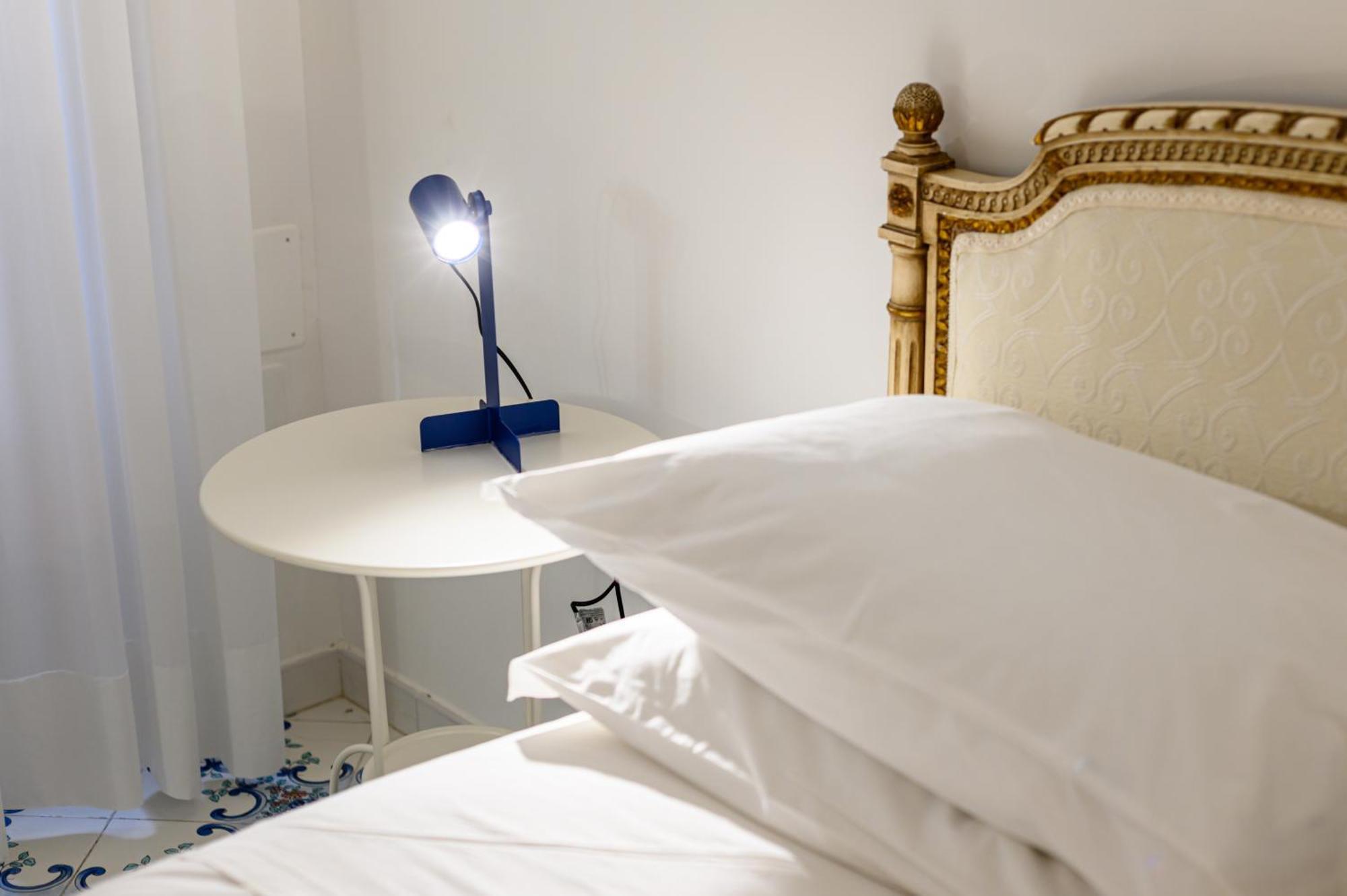 Marina Rooms Napoli Esterno foto