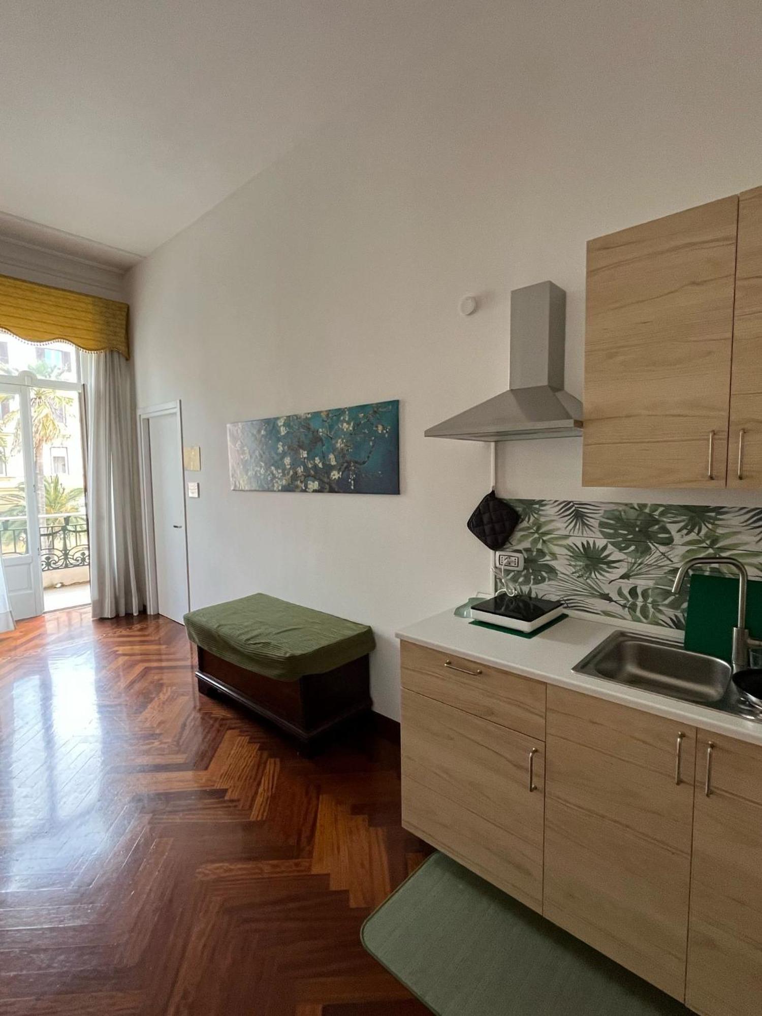 Marina Rooms Napoli Esterno foto